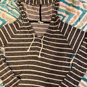 Hooded striped Top